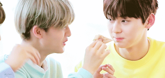 독방 생긴 기념으로 최애짤 풀고 가자 | 인스티즈