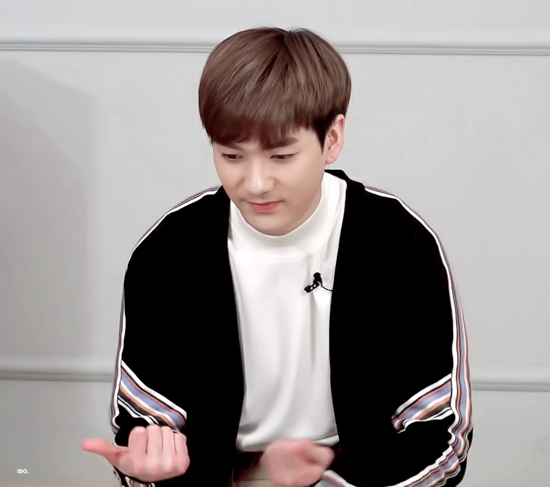 아론이 조그맣고 뽀작뽀작해 | 인스티즈