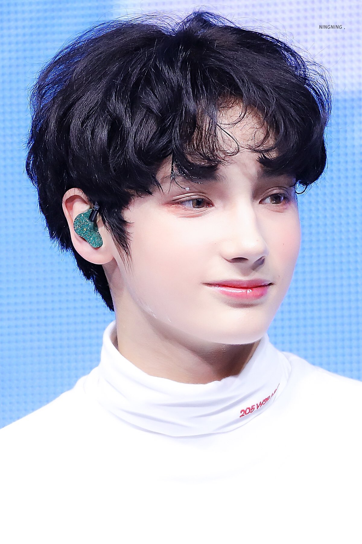 방금뜬 투바투 휴ë‹ì¹´ì´ | ì¸ìŠ¤í‹°ì¦ˆ