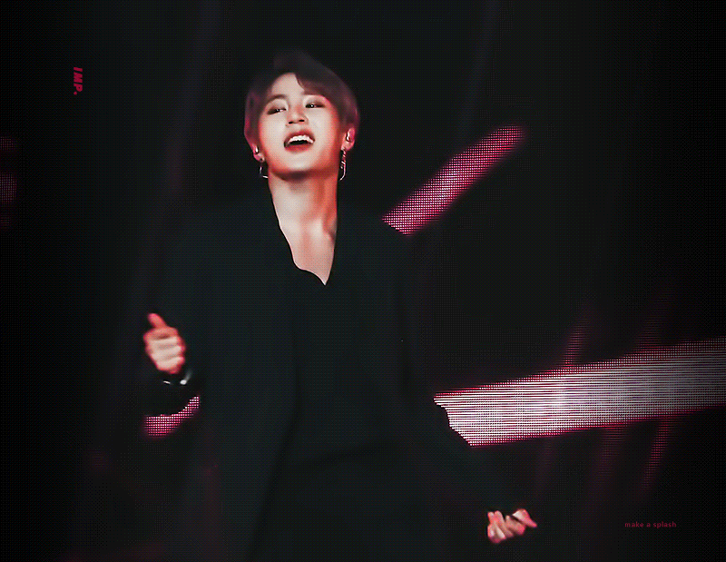 제발 우리 애 춤선 한번만 봐줘🙏🏻 하성운 춤선 진짜 채고야..🥺♥️ | 인스티즈