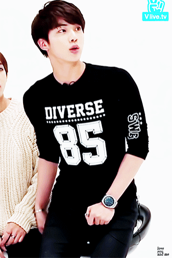 인간 도리토스라고 불린다는 남자아이돌 몸매 | 인스티즈