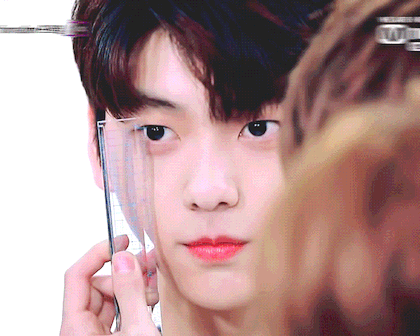 이분 진짜 배라 사빠딸 인간화같아.. | 인스티즈