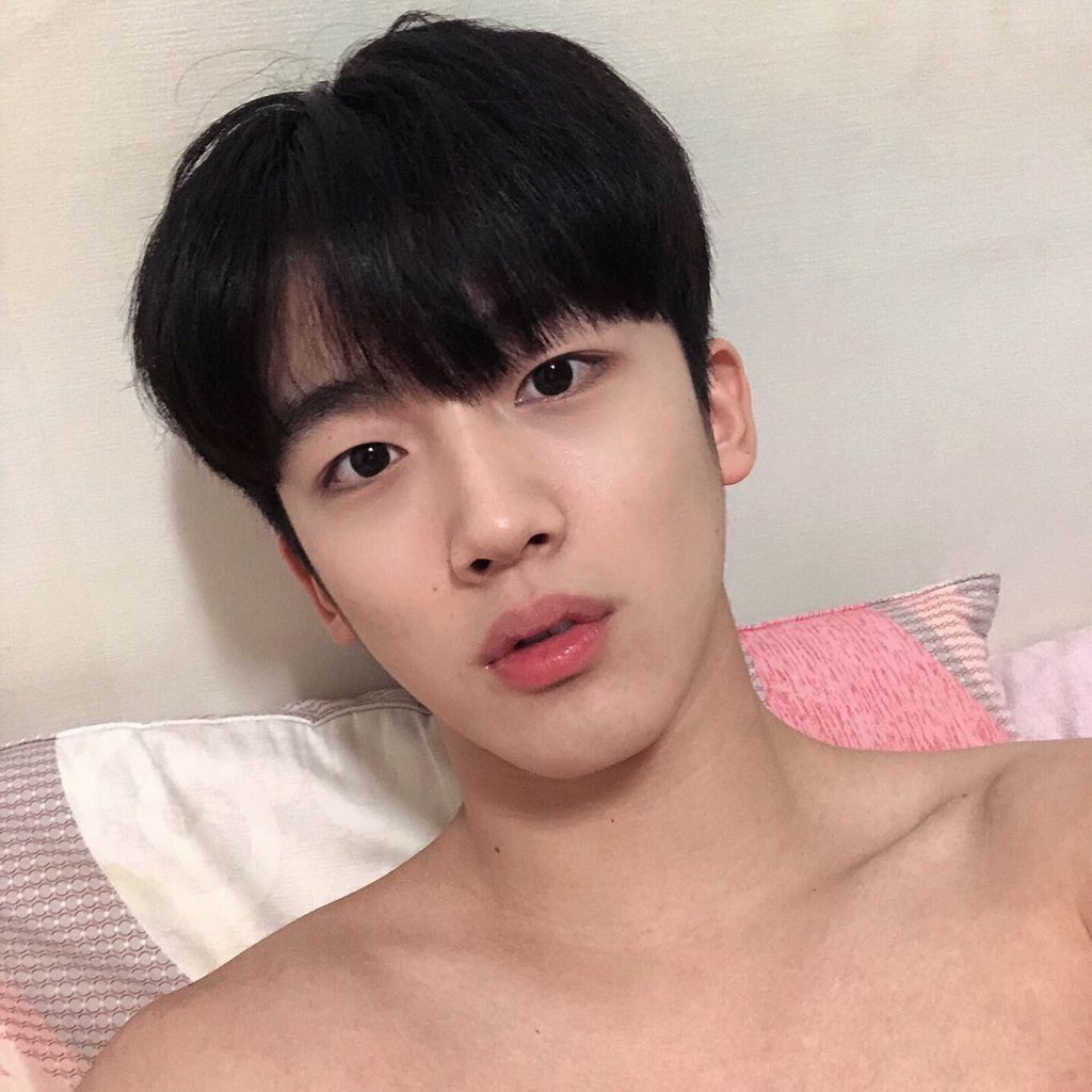 김요한은 옵깅이 아니라 위기롭, 위깅, 이걸로 싸워야 돼 | 인스티즈