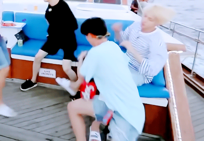 🕺멜론 1위해서 신난 방탄 팬의 글입니다🕺 | 인스티즈