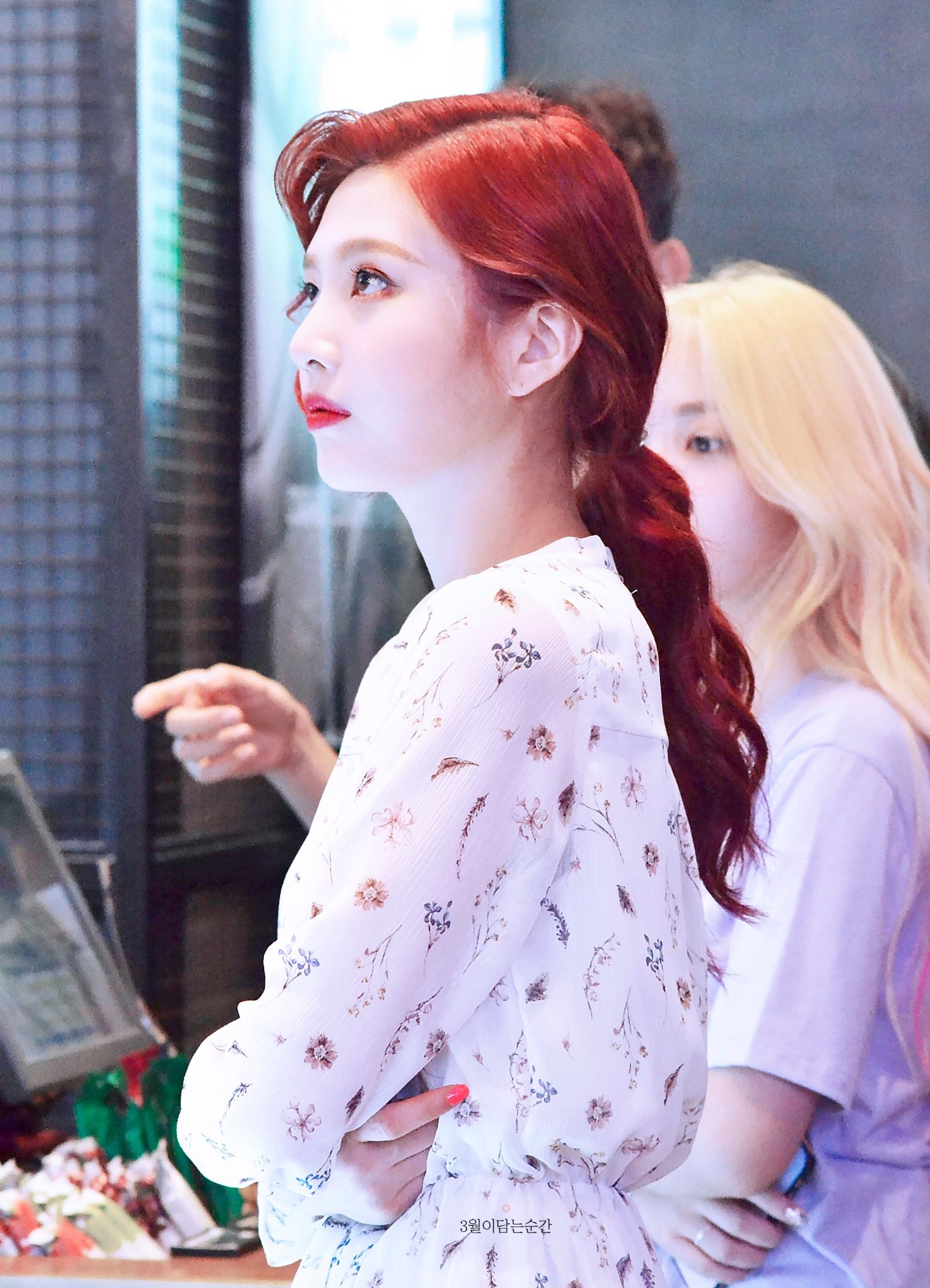 이런 아이돌 처음봐 | 인스티즈