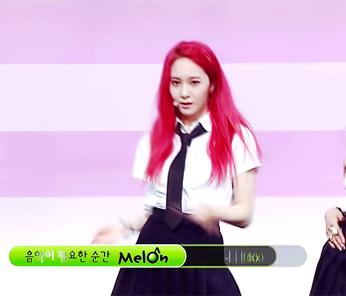 에프엑스 크리스탈 인생 머리라는 말 많았던 머리색 gif | 인스티즈