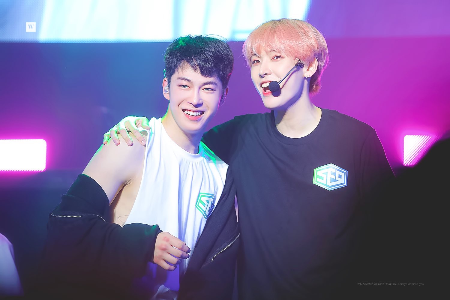 진쫘 ㅠ 형아옆이 너무 좋은 아기 | 인스티즈