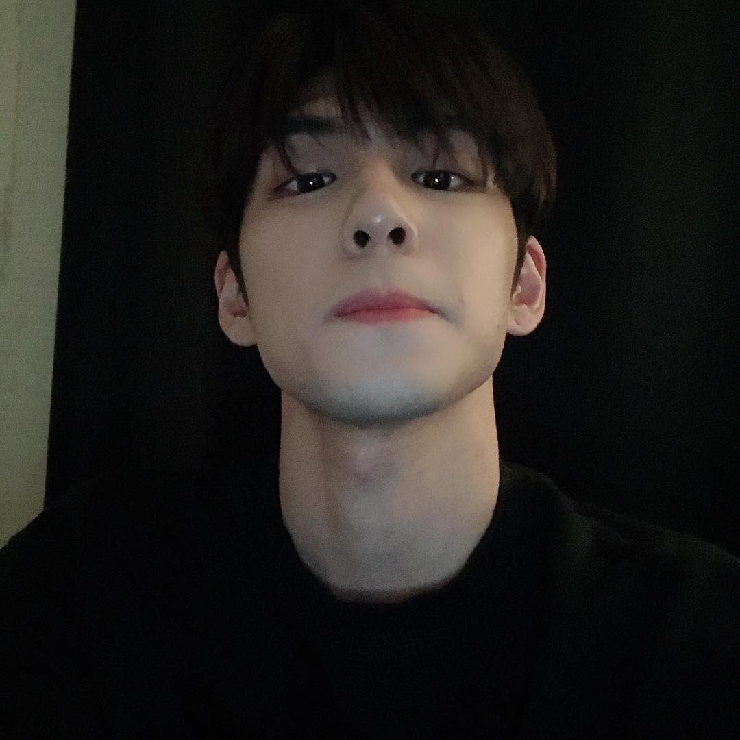 나는 사랑한다 그의 셀카들 | 인스티즈