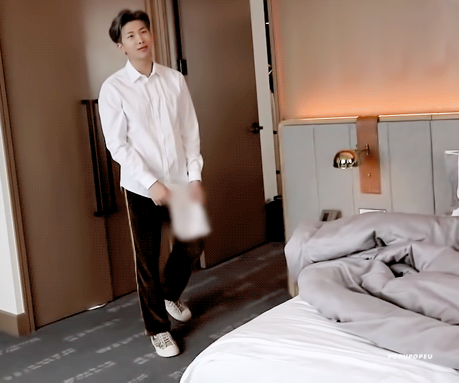 아나ㅜㅜㅜㅜㅜㅠㅠㅠ걍 잘라했는데 누가 큰방에서 김남준 얘기 꺼내써 | 인스티즈