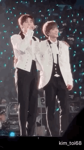 ㄱ 이 시간에 년북 보고싶은거 정상? | 인스티즈