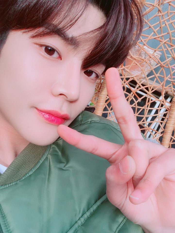 💙sf9 로운이 셀카 모음💙 | 인스티즈