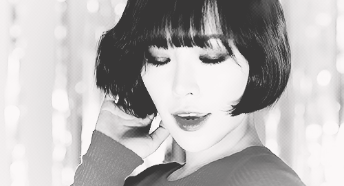 🔥짧은머리+아이라인 하면 떠오르는 연예인.gif (설렘주의) | 인스티즈