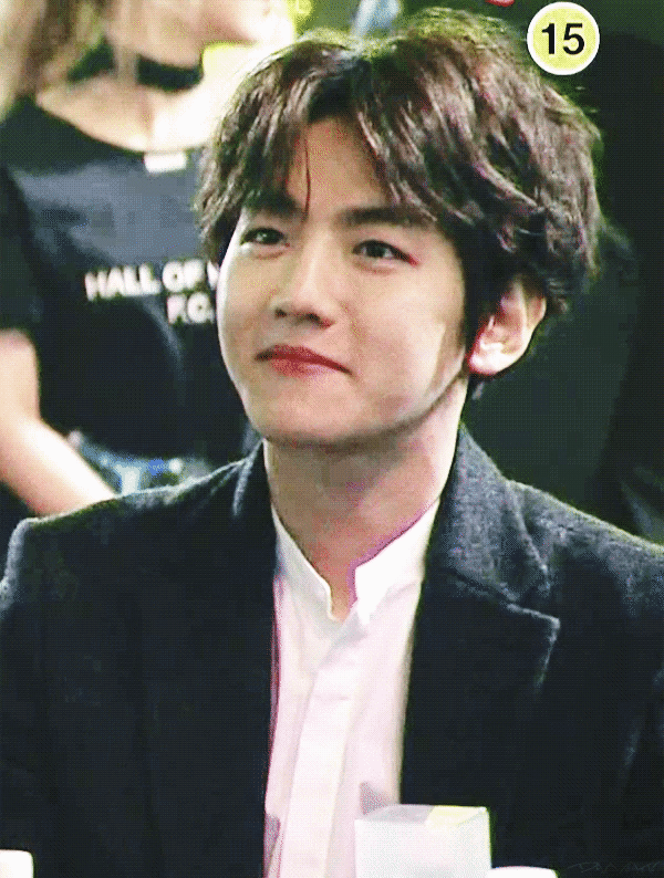 백현 이 짤 때문에 심장 쥐어잡아짼 징들 많지? | 인스티즈