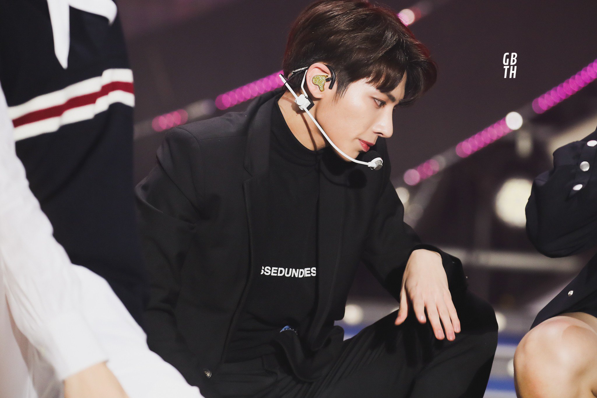 사람들은 투바투의 귀여움에 속고 있다 | 인스티즈