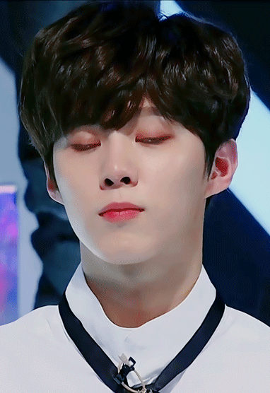 김우석 프엑 등장하고 나만 충격 받았던 거야??? | 인스티즈