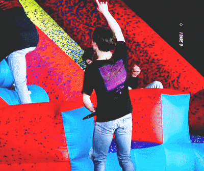 [잡담] 갑자기 방탄팬들 빅히트한테 가수랑 팬 차별하냐고 했던거 생각나서 개웃음ㅋㅋㅋㅋㅋㅋㅋㅋㅋㅋ | 인스티즈