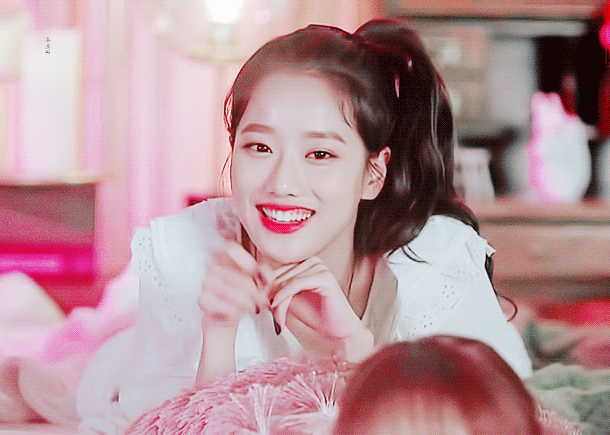 이나은 그냥 이나은이라고 불러도 되는데 굳이 릴나은이라고 하는 이유는 | 인스티즈