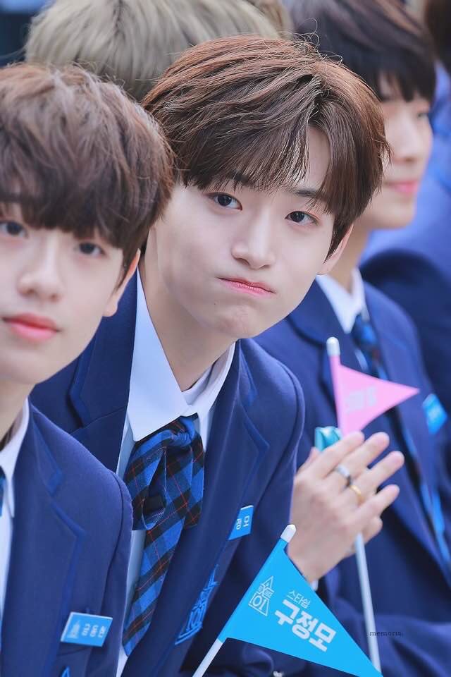 난 깃발에 스타쉽 써있는 것도 지금 알았다고 ,, 처음 저장한게 구정모 송형준 얘내라고 | 인스티즈