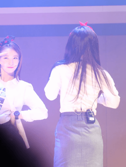 조심스레 타팬이 생각하는 아린이 레전드 움짤 두고갑니다.. | 인스티즈