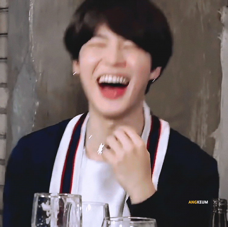 방탄 제이홉 지민 술 들어갔을때 둘이 정반대임 | 인스티즈