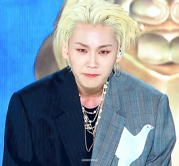 정일훈 드콘 솔로로 나와서 멜로디들 작년보다도 더 많이 오니까 울컥해가지고ㅜㅜ | 인스티즈