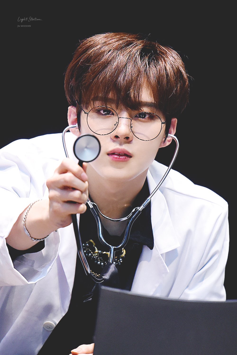 김우석 짤랑이 누가 발견했는지 몰라도 잘한거 같은게 | 인스티즈