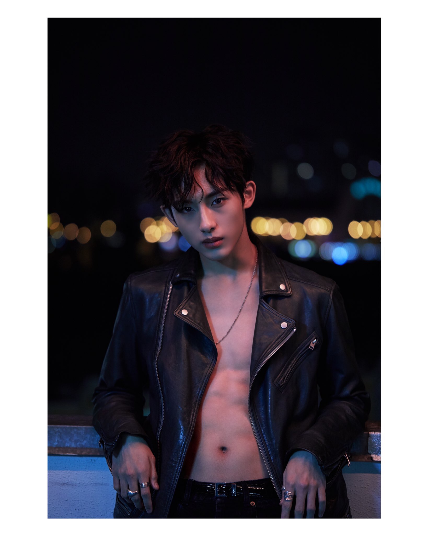 새벽이자나 그치? 핫한거 보구가🔥🔥🔥 | 인스티즈