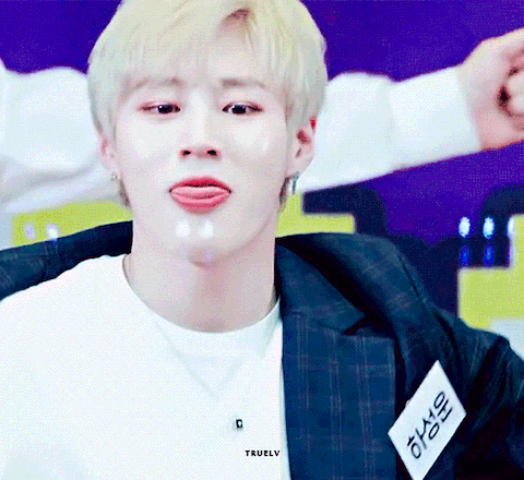 제발 우리 애 춤선 한번만 봐줘🙏🏻 하성운 춤선 진짜 채고야..🥺♥️ | 인스티즈