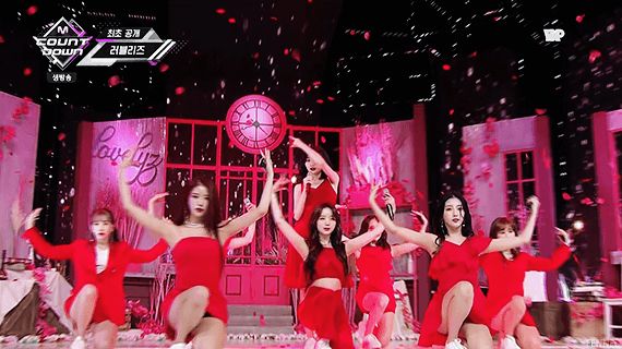 있잖아 어렴풋이 난 알 것 같아 그때의 너와 난 참 눈이 부셨다는 걸 다신 끌어안을 수 없는 시간인 걸 | 인스티즈