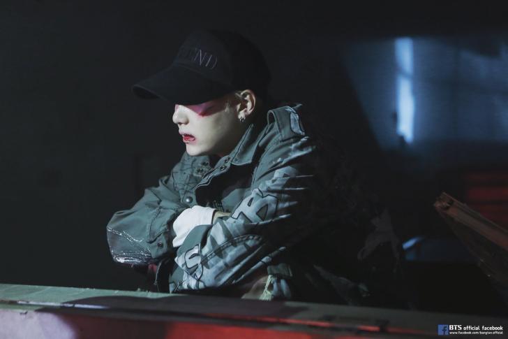 나 진짜 어거스트 디 처돌이인데 빅히트가 페스타때 어거스트 디 다시 보여줬을때의 기분이란 | 인스티즈