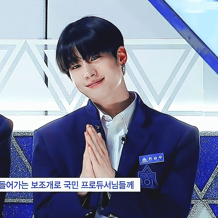 승우 입꼬리만 올리고 웃는거 넘 조앙.. | 인스티즈