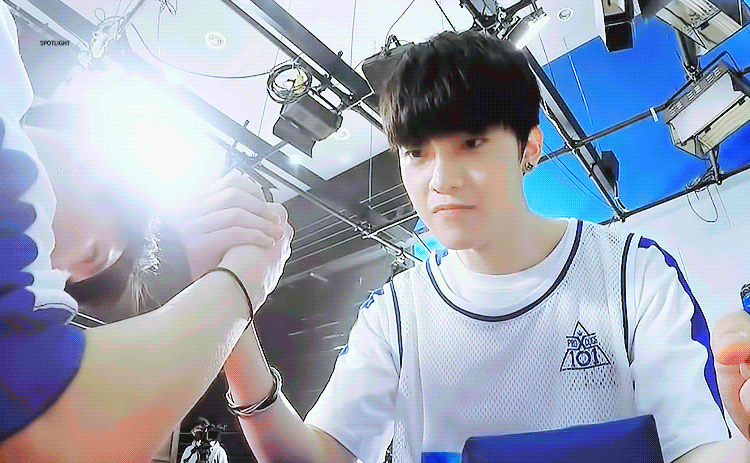 프듀X 영희 친구 동수한테 걸려 넘어진 연습생 | 인스티즈