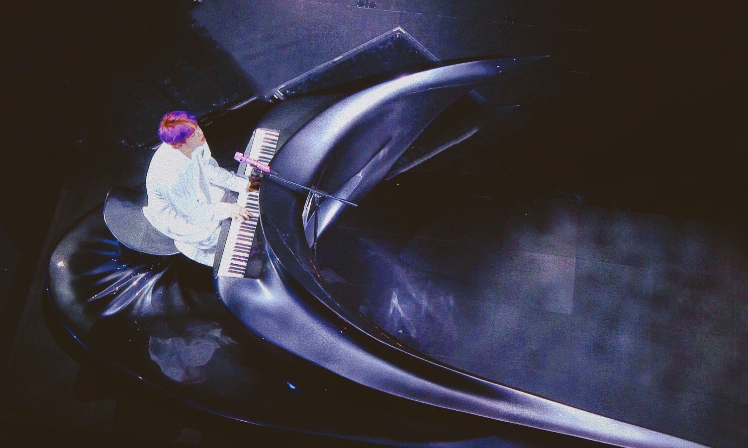 방뽕 차는 방탄 콘서트 좀 보고 가실래요??? | 인스티즈