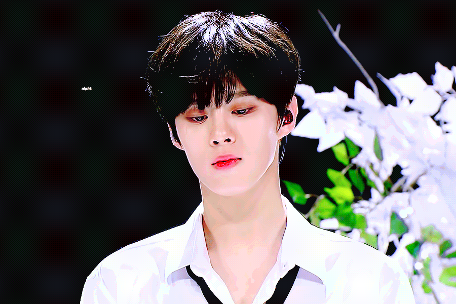 김우석 이쁘니 보고싶당 | 인스티즈