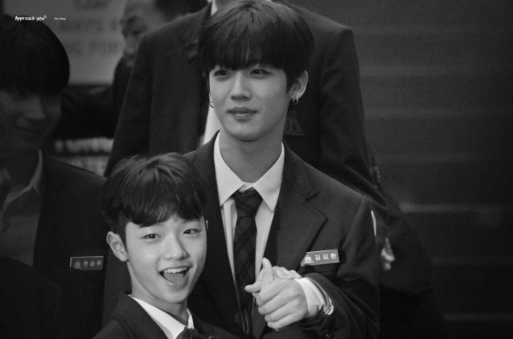 요한이랑 동표 이때 사진 너무 묘하다 | 인스티즈