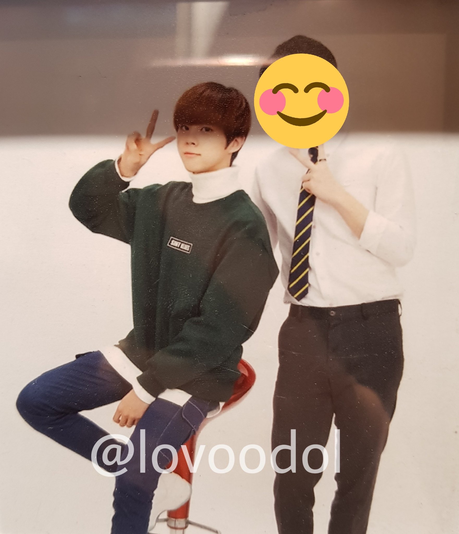 대전 어느 사진관에 걸려있는 김우석 사진ㅜㅜㅜㅜㅜjpg | 인스티즈