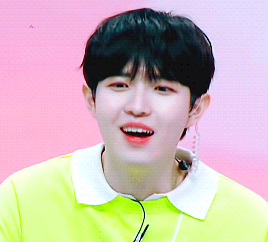 다들 보고 기분좋아지시라고 행복한 김재환와르르 | 인스티즈