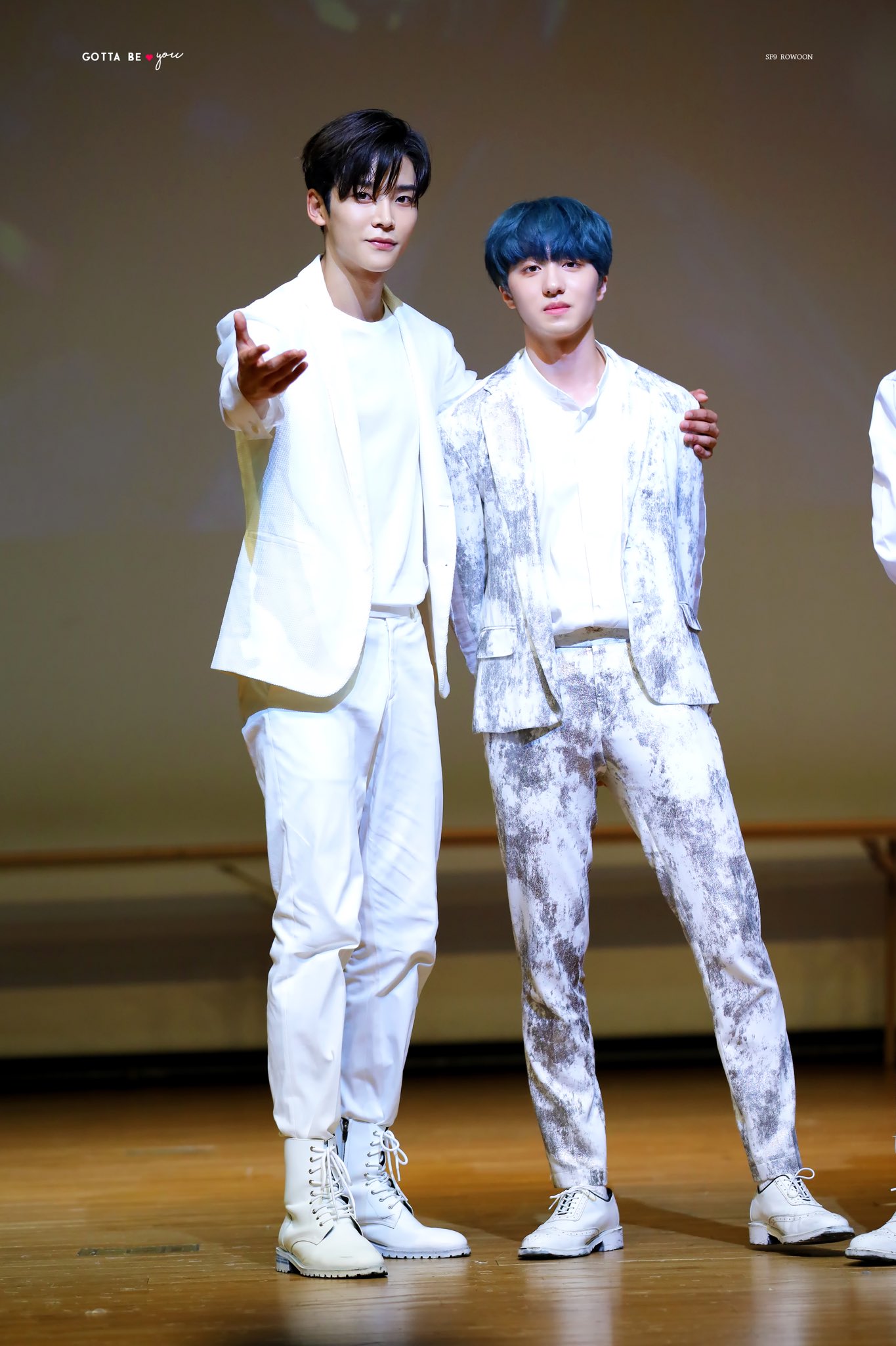 어우 컴백이 좋긴 좋네 | 인스티즈