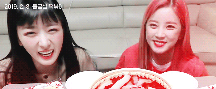 얘네 10년째 같이 사는 중인데 한 번도 안 싸운 거 진짜 몽글몽글하지 않니.. | 인스티즈