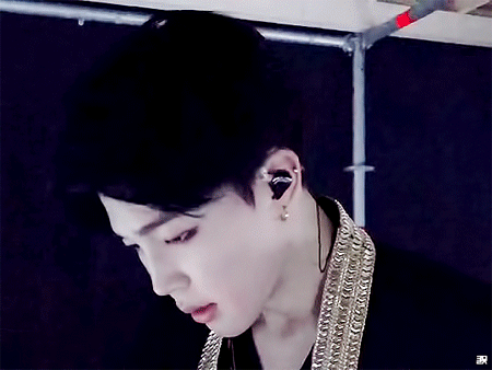 개인적으로 방탄 지민은 이때 분위기 진짜 레전드인듯.... | 인스티즈