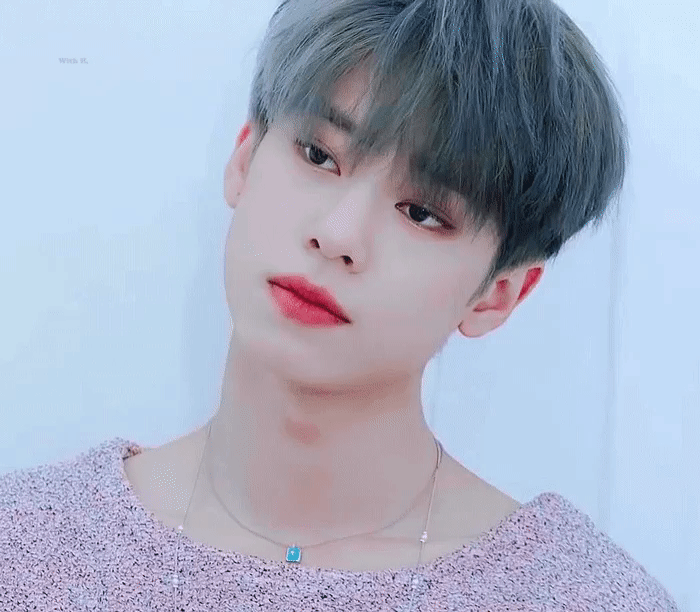 뱀눈 아닌데 왤케 뱀눈이라는 단어가 잘어울리지? (주어 에이비식스) | 인스티즈