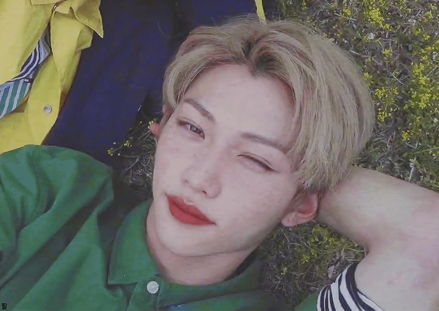 스키즈 필릭스 주근깨 진짜 유니크하다.. | 인스티즈