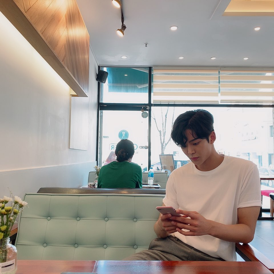 💙sf9 로운이 셀카 모음💙 | 인스티즈