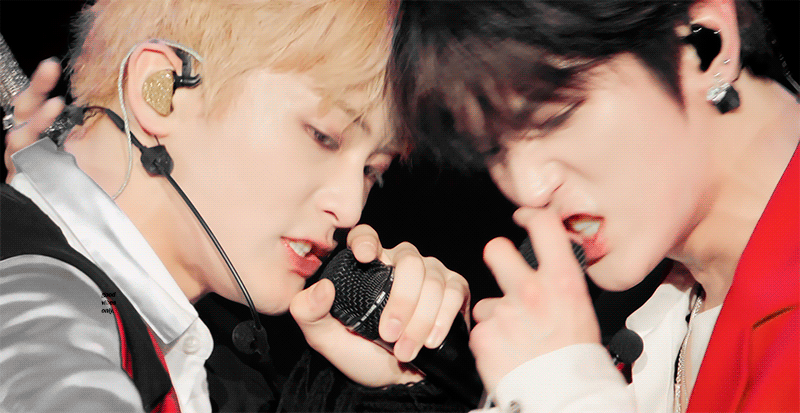 ㄱ 맠툥 머리 맞대는거 개좋아.. | 인스티즈