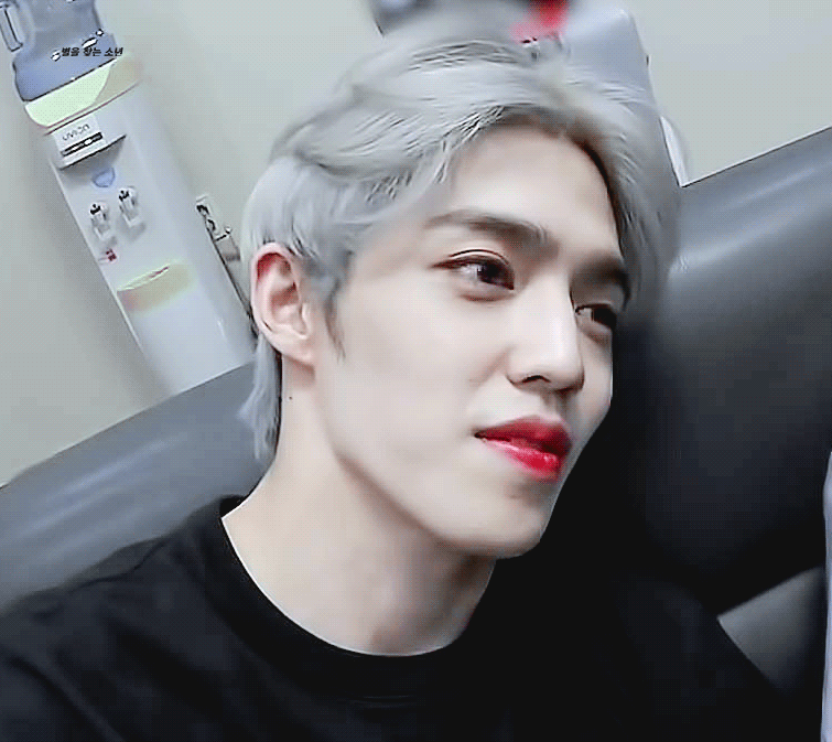 에스쿱스 눈이 진짜 예쁨 | 인스티즈