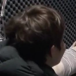 다들 보고 기분좋아지시라고 행복한 김재환와르르 | 인스티즈