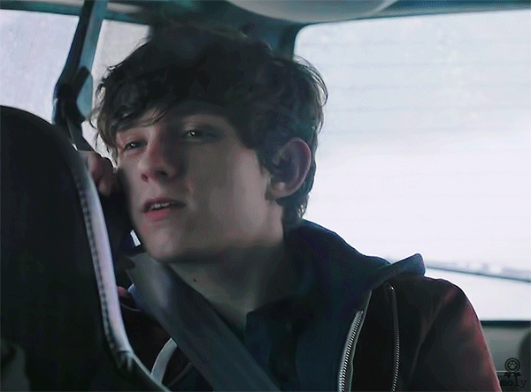 톰홀랜드가 앞머리 잘 안내리는 이유 | 인스티즈