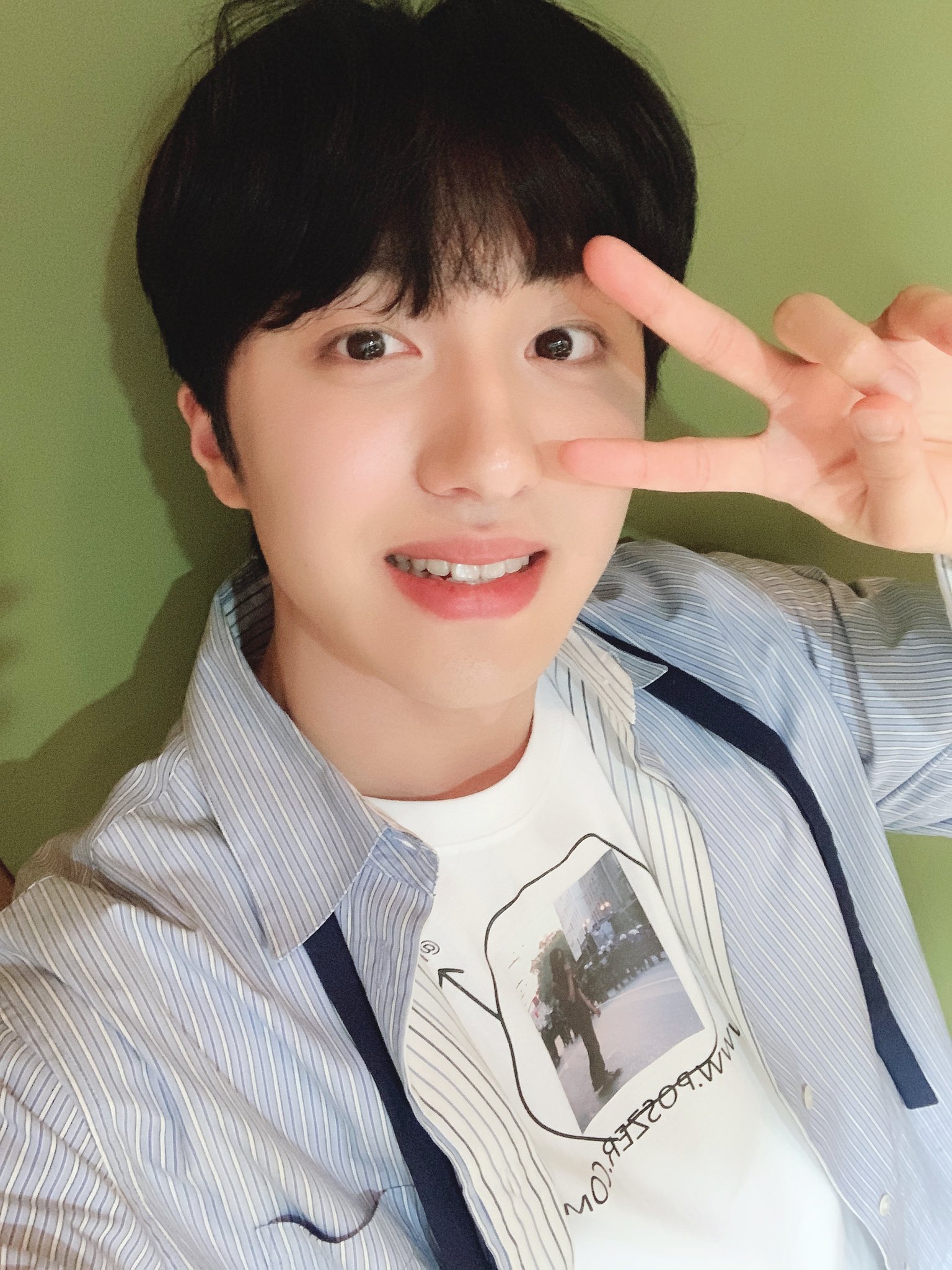 🍑아가토꾸 찬희 사진 모음🍑 | 인스티즈