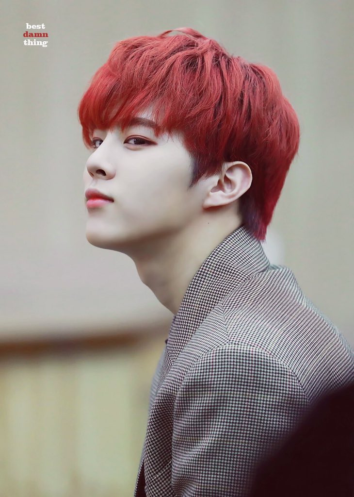 김우석은 진짜 얼굴이 서로서로 묻히는게 맞다 | 인스티즈