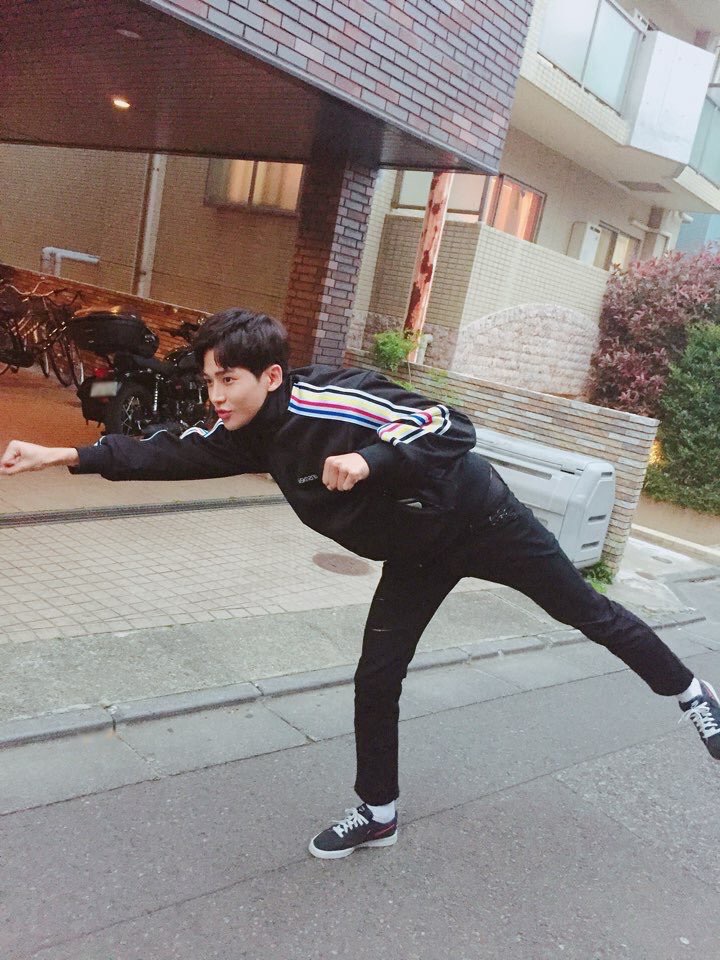 💙sf9 로운이 셀카 모음💙 | 인스티즈